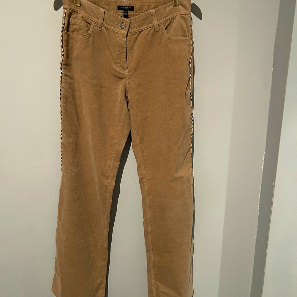 Burberry corduroy pants. Like new. Excellent condition. Size 8. Classic!!!!